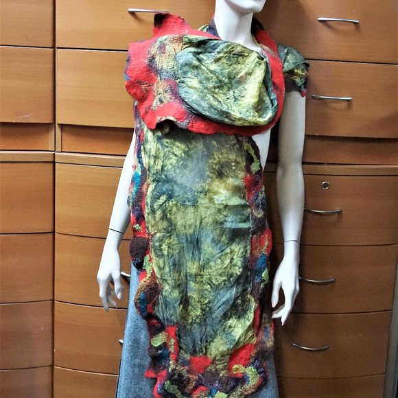 BATIK SILK FELTED WOOL TRIM HUGE SHAWL HANDMADE GIFT FOR WOMEN - Picture 3 of 16